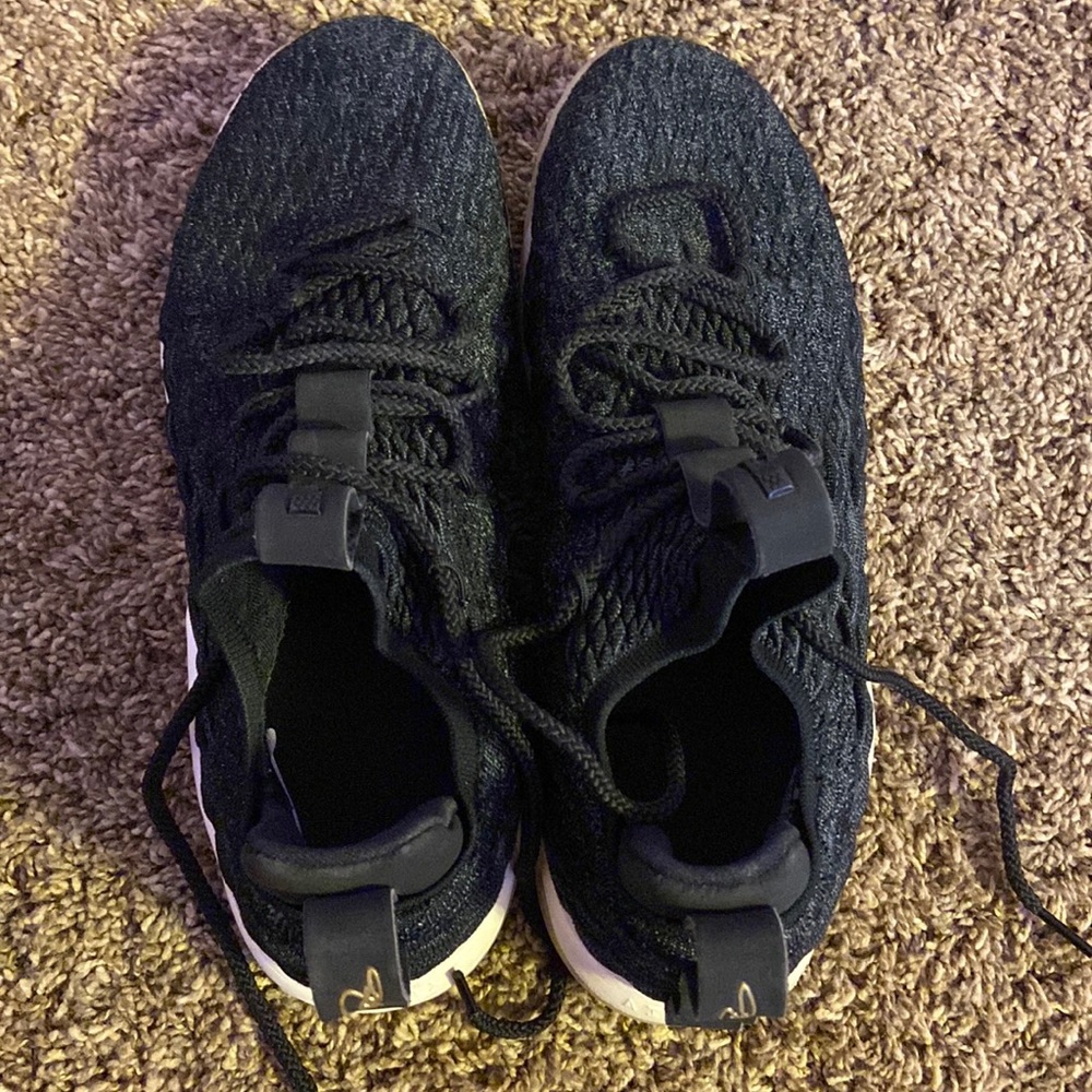 Mens Black Nike’s